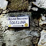 ベッド・アンド・ブレックファスト Soleluna カプリ